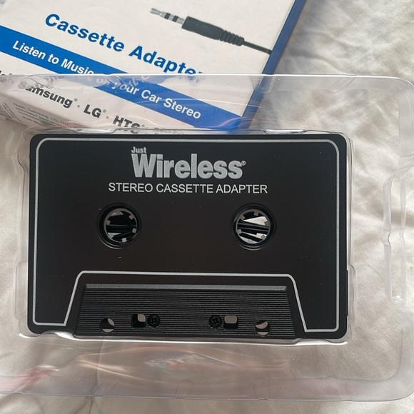 Just Wireless Stereo Cassette Adapter‎ - Picture 3 of 4